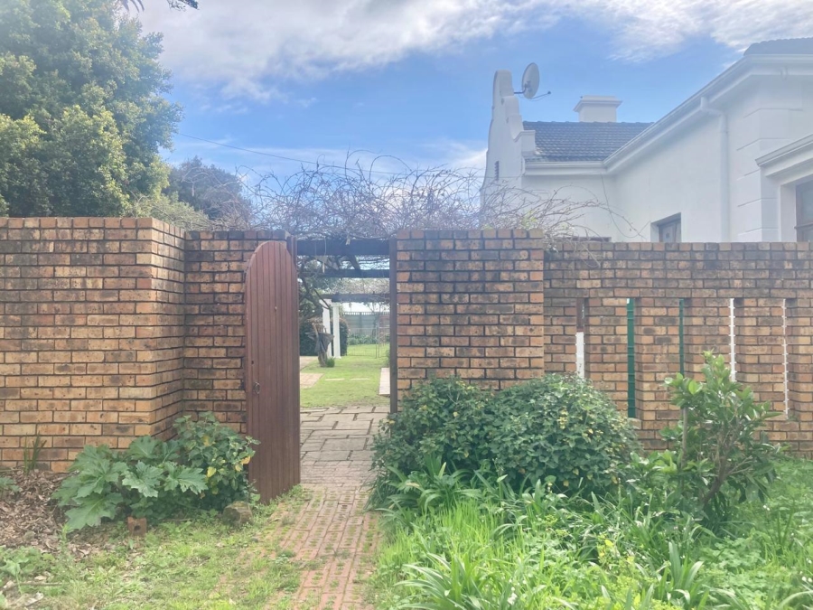 To Let 5 Bedroom Property for Rent in Rondebosch Western Cape